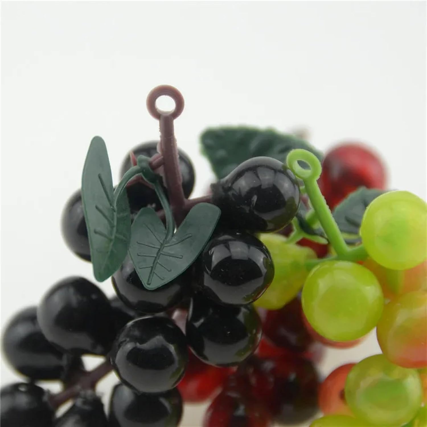 Artificial Black Fruit Grapes for Home Decoration 3Pcs 6cm