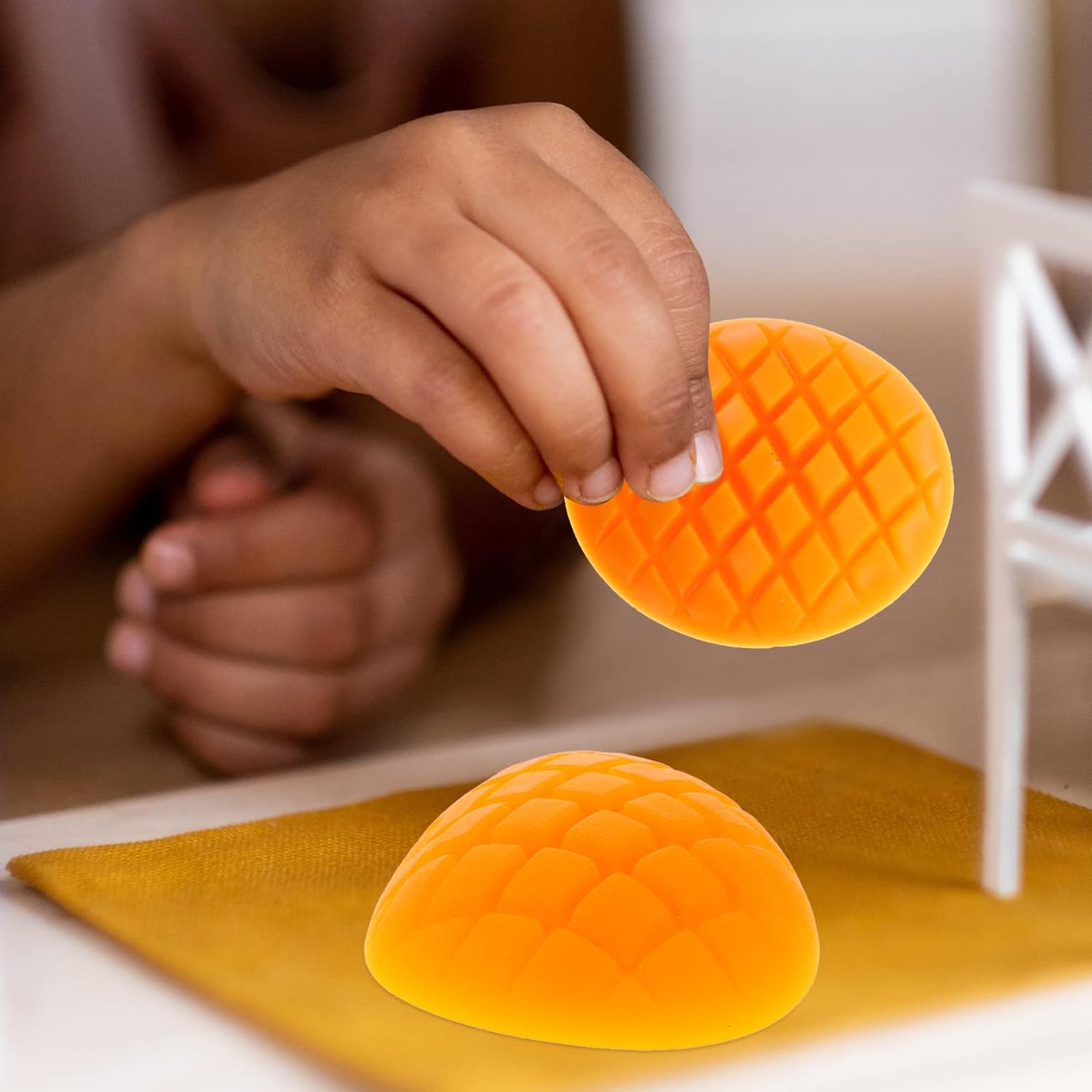 5pcs Lifelike Fake Mango Slice Models for Home Photography Props and Education