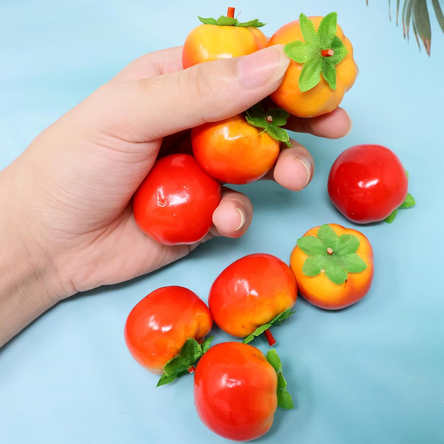 20PCS Realistic Foam Tomato Decorations
