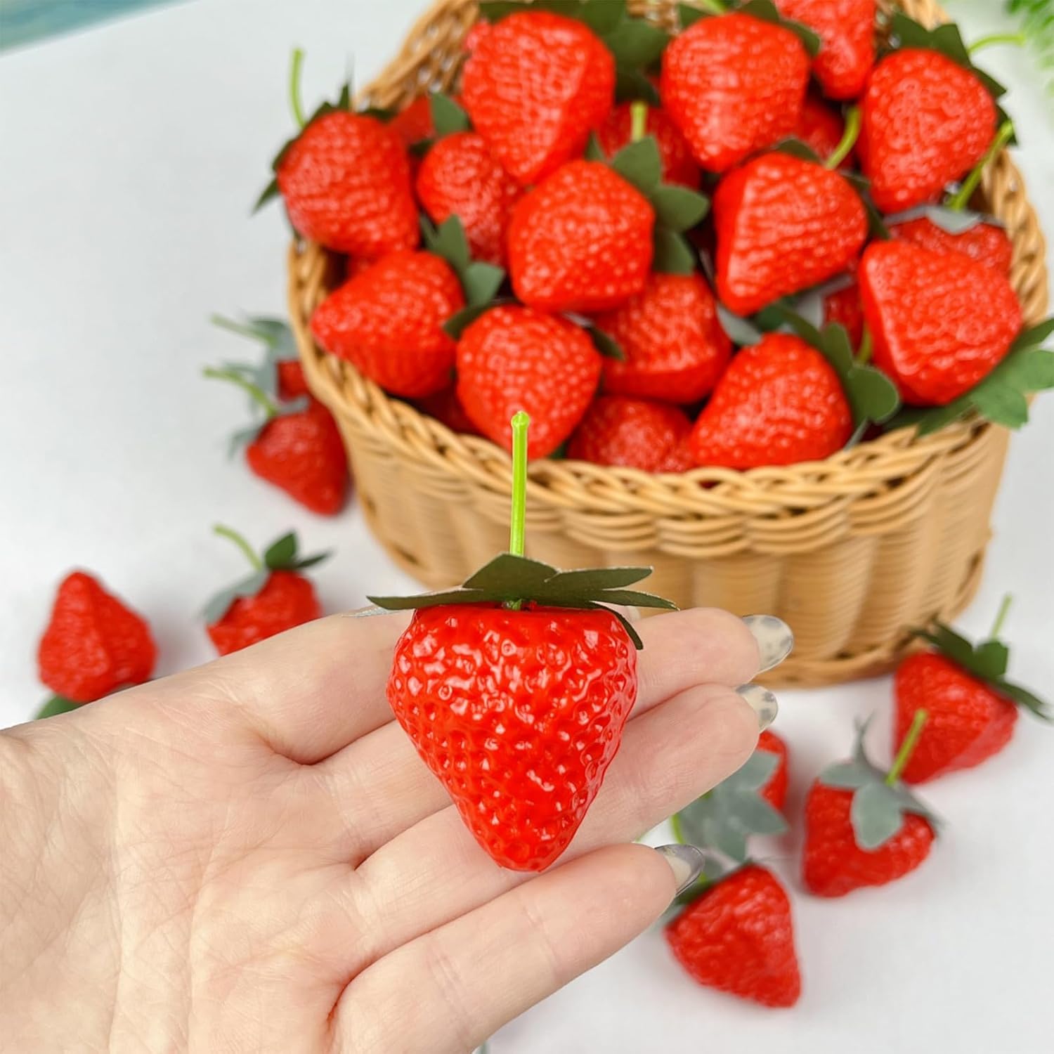 100 Realistic Artificial Strawberries Decor Set