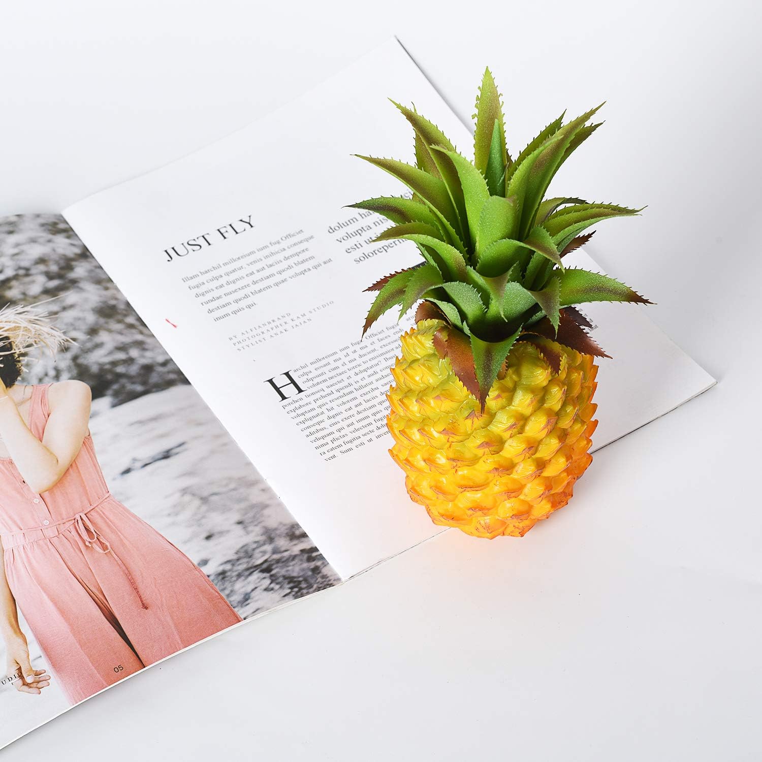 Lvydec 2 Pack Realistic Artificial Pineapple