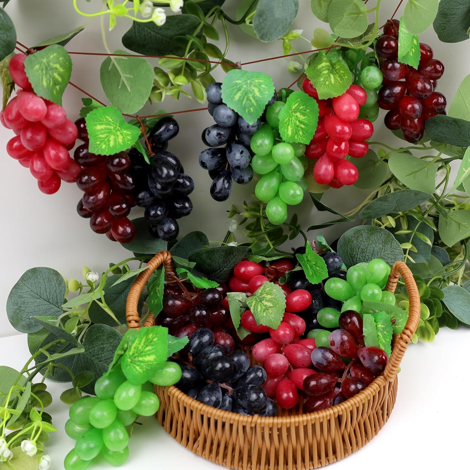Folmywy Realistic Artificial Grapes Bunches 16 Pack